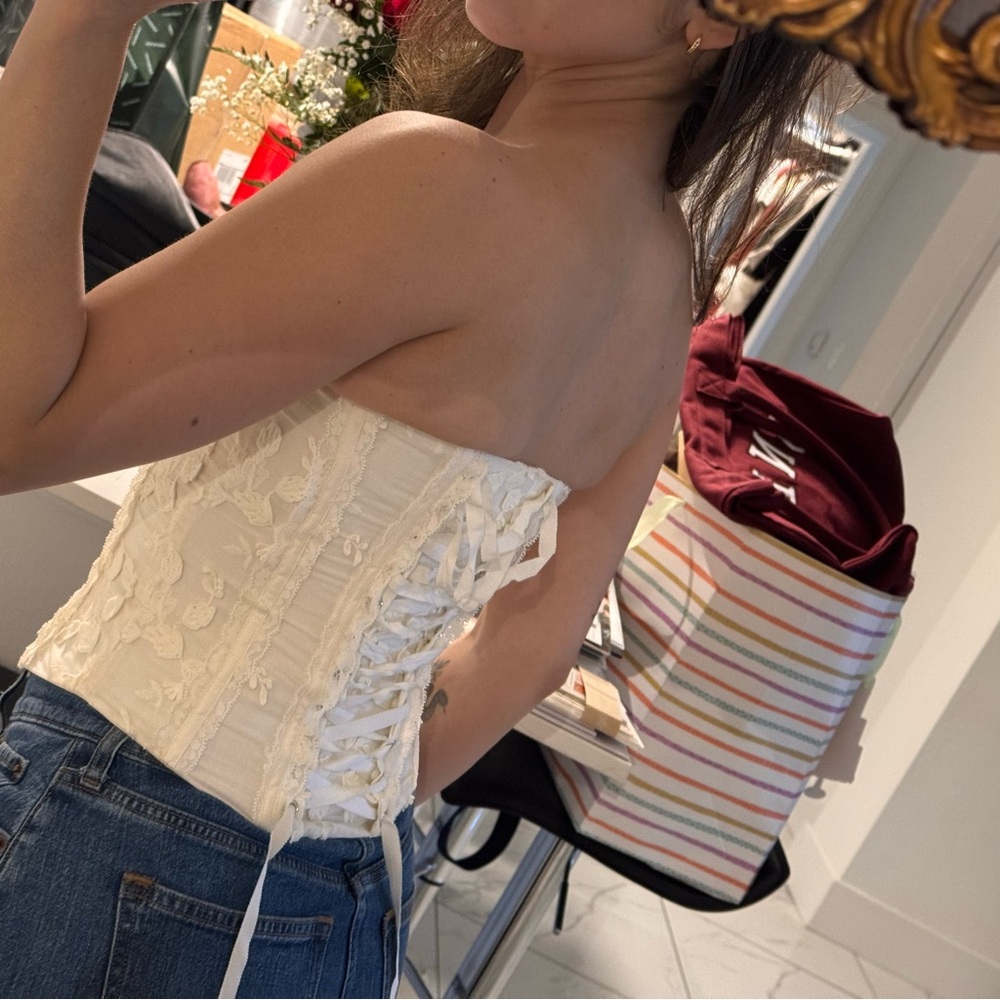 ❌SOLD❌ House of CB Dakota Vintage Ivory Embroidered Strapless Corset - Picture 13 of 13